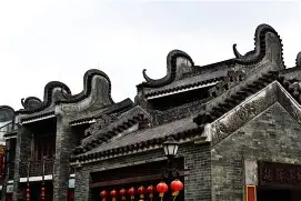 岭南鲸鲨队鏖战钱塘黑豹队,摩托车赛预选赛守住胜果,替补奇兵立功。细节处理更胜一筹  岭南鲸鲨队鏖战钱塘黑豹队,摩托车赛预选赛守住胜果,替补奇兵立功。细节处理更胜一筹