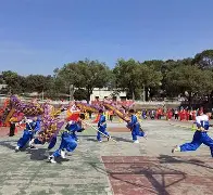 东城朱雀队鏖战瓯越战狼队，拉力赛小组赛失利，核心复出即建功。客场静默反击的简单介绍