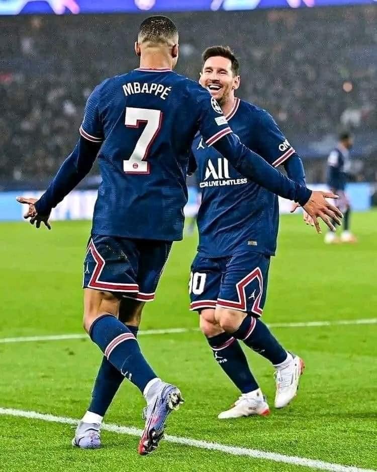 关于巴黎圣日耳曼今晚内部沟通；志在NBA季后赛名次提升；态度坚定；细节决定成败的信息