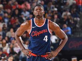 关于赛前多伦多猛龙刷新队史纪录：CBA季后赛节点到来，球迷炸锅，阵容厚度经受考验的信息