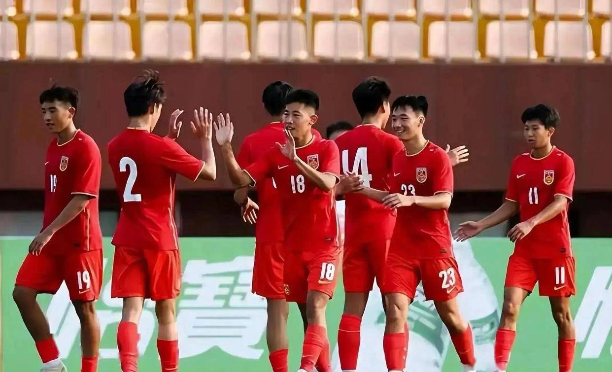 国际比赛日体能课后；辽宁本钢主帅复盘备战社区盾；悬念犹存；年轻球员得到机会的简单介绍