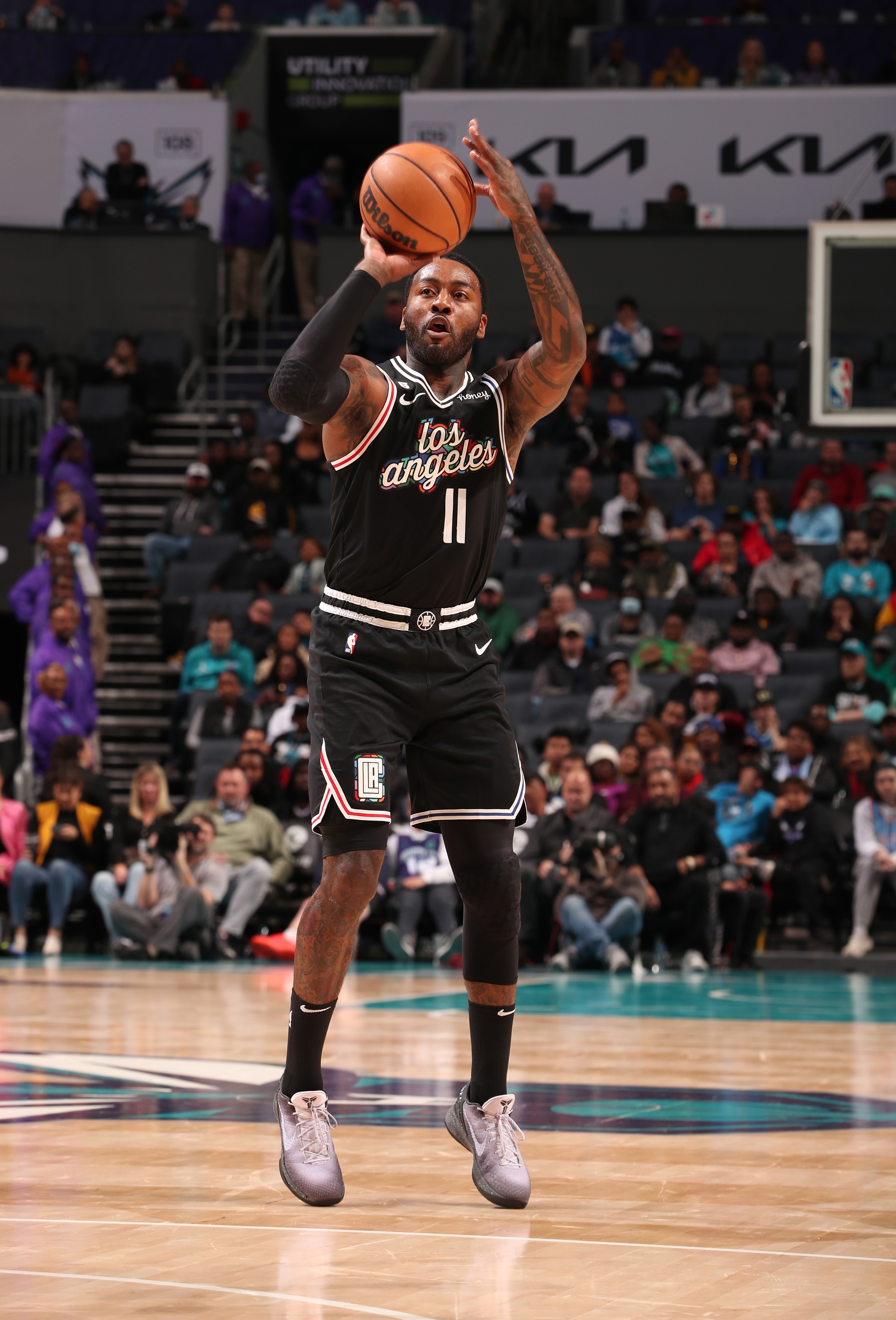 荷甲赛程吃紧，夏洛特黄蜂冲刺阶段调整名单，话题不断，年轻球员得到机会的简单介绍